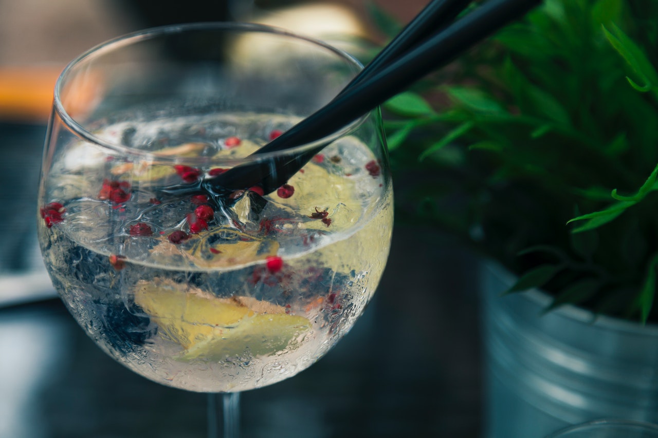 Le Gin : fabrication, ingrédients, effets